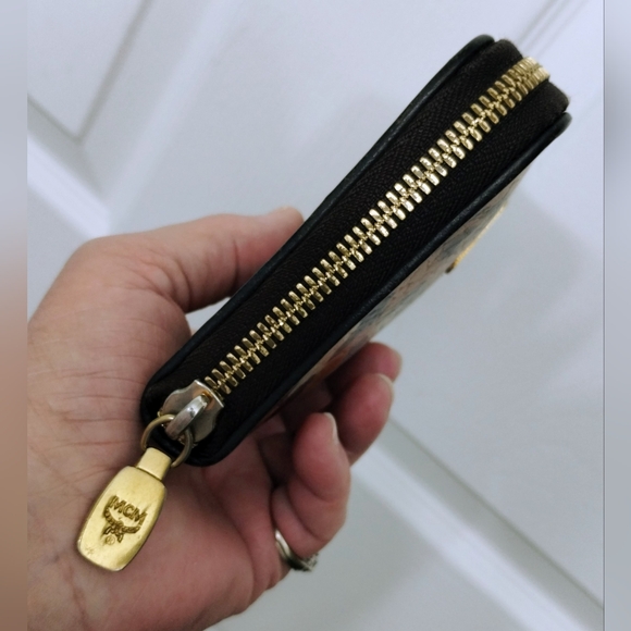 MCM Wallet Limited Edition - Picture 5 of 12